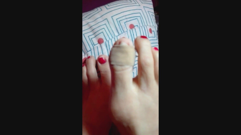Miss Wagon Vegan Fetish: Mlle Wagon Vegan - Sawn s'imagine sucer mon ongles incarné et...