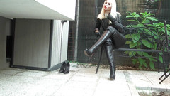 Goddess Celine: 가죽 중독의 가치는 얼마인가요?