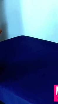 Une femme mariée mature baise en secret avec un ami