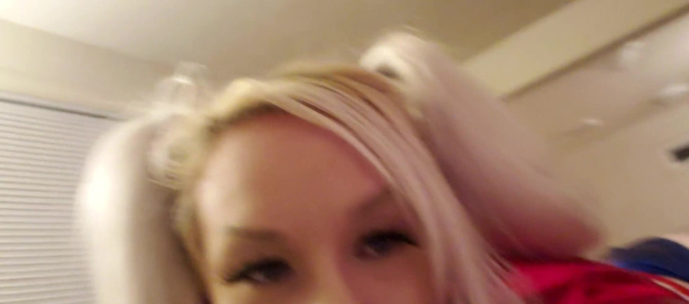 Bustyvlonder: Harley Quinn Clip Show-off