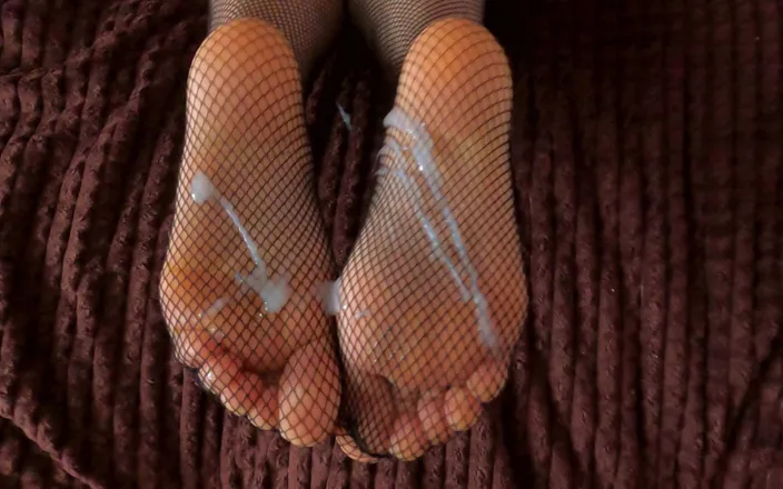 Stella Fog: Footjob for My Boss. Sexy Feet