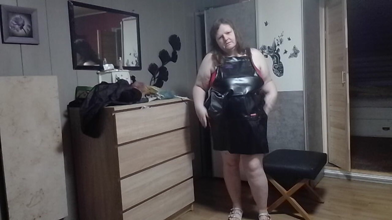 tammara big: Tablier en laque noire