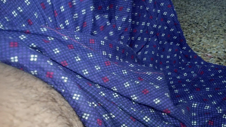 Sweet Indian cock: भारतीय बड़ा लंड वाला लड़का चूस रहा है और चूत का छेद चाट रहा है