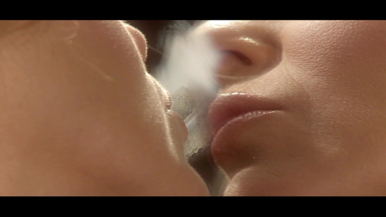 Pervy Studio: Pár chlapů šroubuje velkou krásku a další dívku v této hardcore...