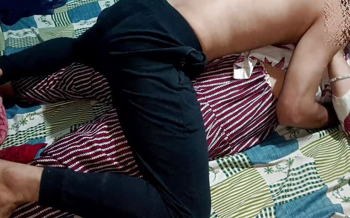 Suhana vloge: Ukazuji svůj obličej poprvé. Indická bhabhi kozatá muslimka Suhana