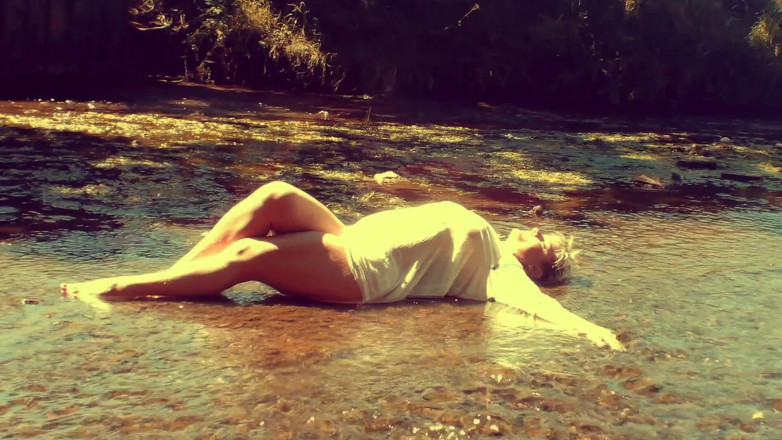 Kylie Britain Adventures: Heatwave
