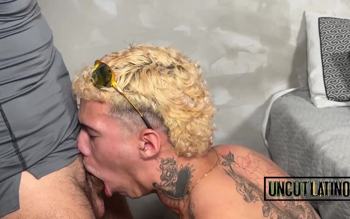 UncutLatinos: Big Dick Latino pieprzy twink Międzyrasowy oklep