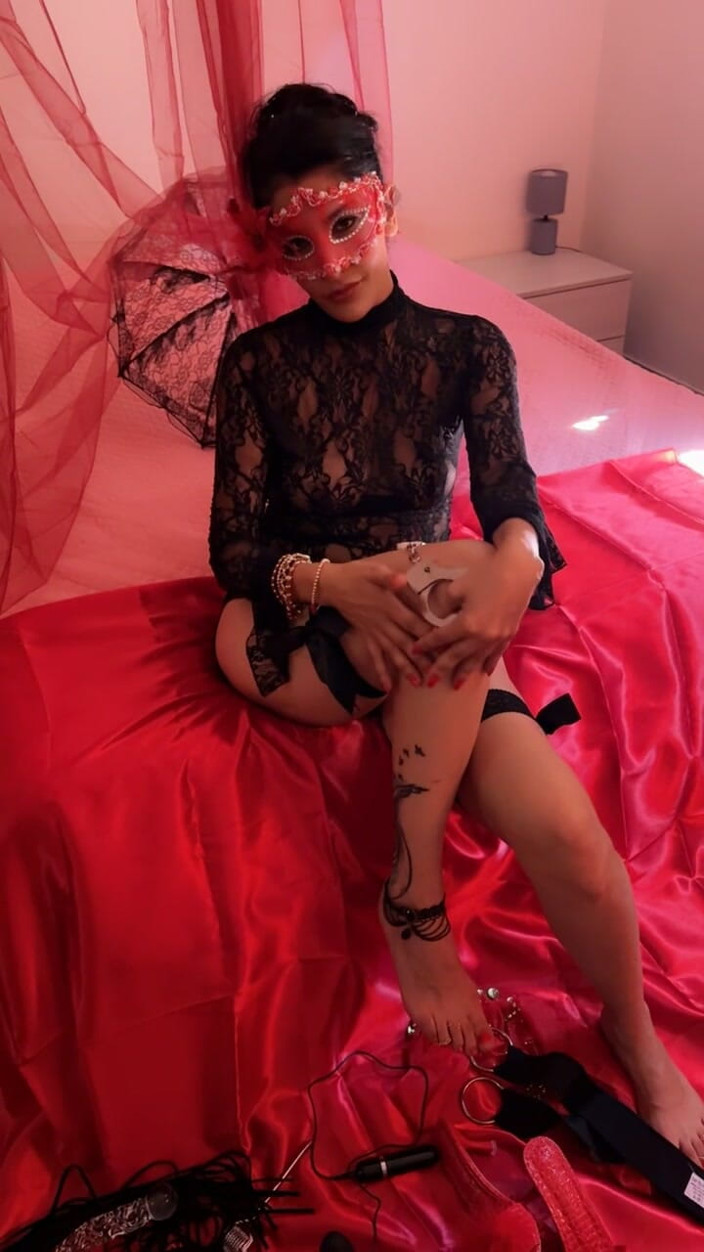 Mistress angel: A Senhora Anjo está se divertindo de novo
