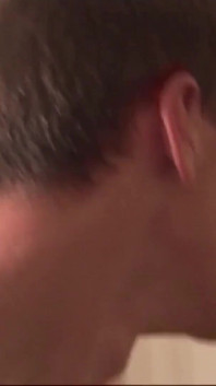 Videoclip exclusiv Fără prezervativ: cuplu gay sexy și excitat adoră să ejaculeze sperma în futai anal