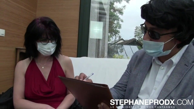 Stephprodx: 의사 moktar와 그의 순진한 고객