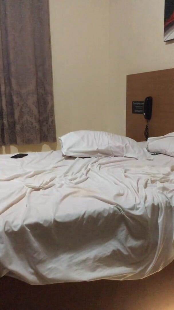 Clarkes Boutaine: Eșantionarea Novinha Chris Odara Vagin pt. II