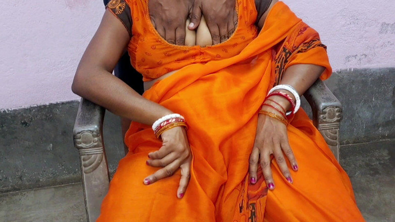 Trilokinath: Fată indiană desi