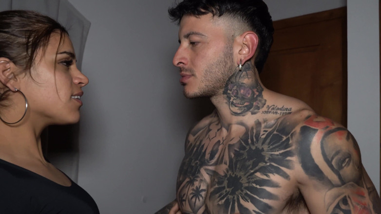 Knock Knock Club: Nech to udělat přede mnou! Moje přítelkyně chce vidět šukání Villa...