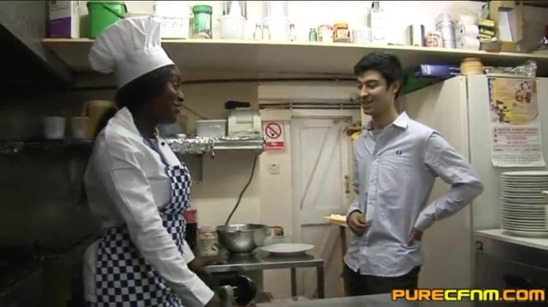 Pure CFNM: Naked Waiter