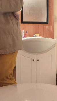 Wet Mess Pussy in Shower Time