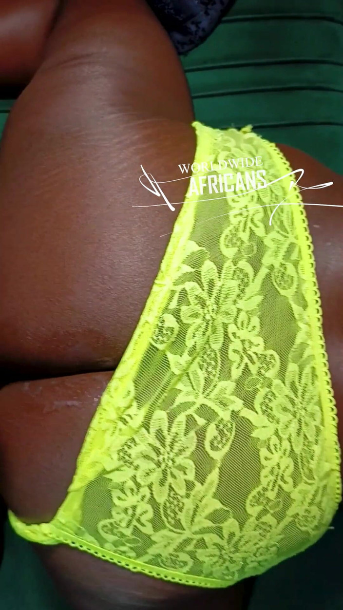 Boobielistic: Zezadu Hists jiný, když ho miluješ a krémuješ na jeho...