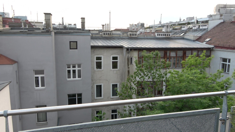 German Amateur Desire - ORRANGE MEDIA: Scopato così forte che il letto si è rotto