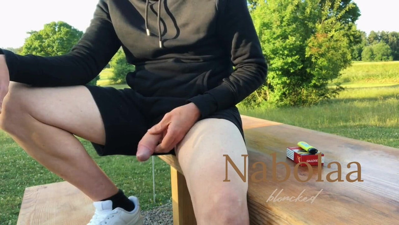 Nabolaa: На природе перед всеми