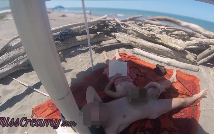 Miss Creamy: Risky Handjob on the Canary Beach Caught Reading a Book -...