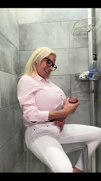 Huge Cumshot on Myself!