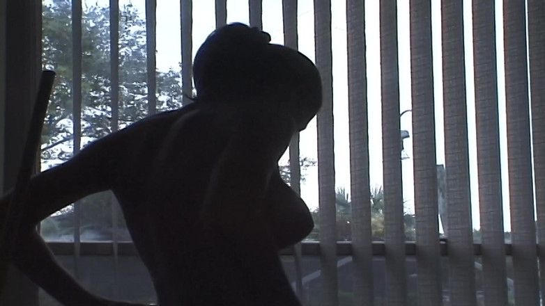 Dream Girls: Dvě naskládané sexy holky hrají bazén nahé