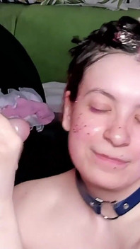 Sumisa De 18 años Extrema Garganta Profunda... Ella Chupa Mi Gran Polla Hasta La Corrida Facial