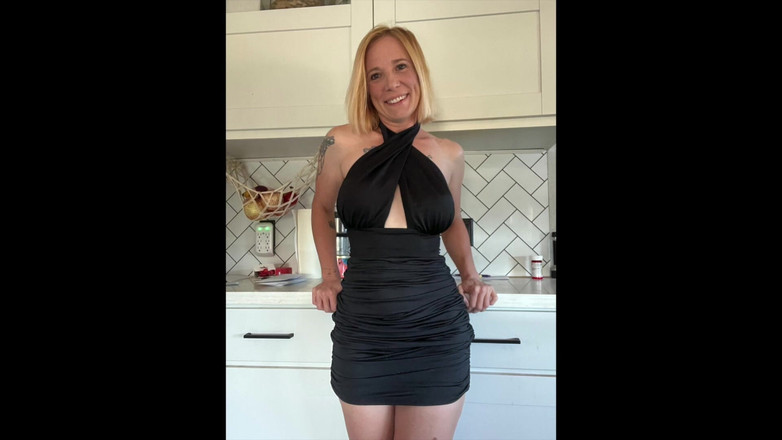 Jane Cane: कपड़े उतारने में मेरी मदद करने के लिए देखें