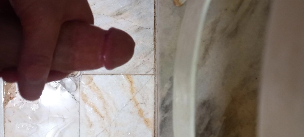 Shayan Deniz: Solo-Duschspiel mit realistischem sexspielzeug | POV-masturbation