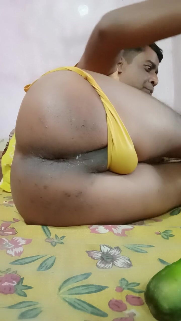 Kamu: Bigg Hunk Hole