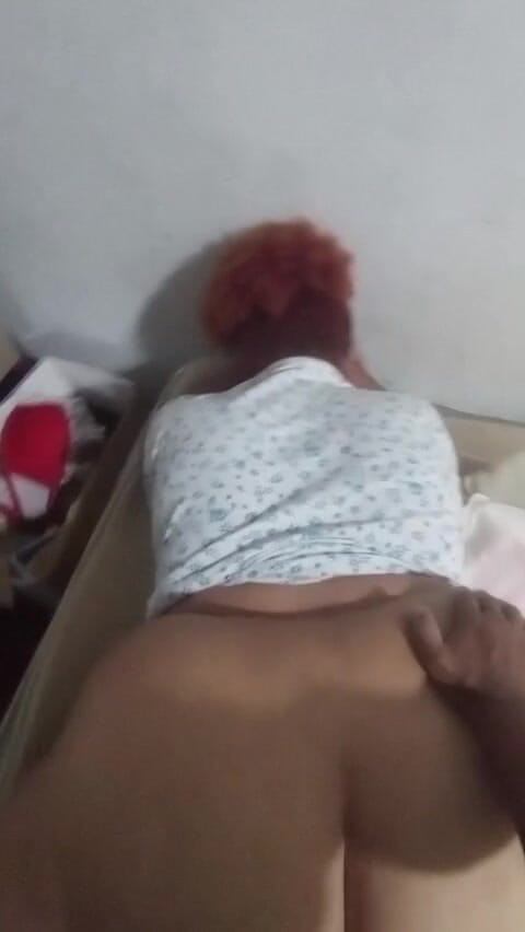 Gordita Culo Rico: 我继母的情人让她潮吹。