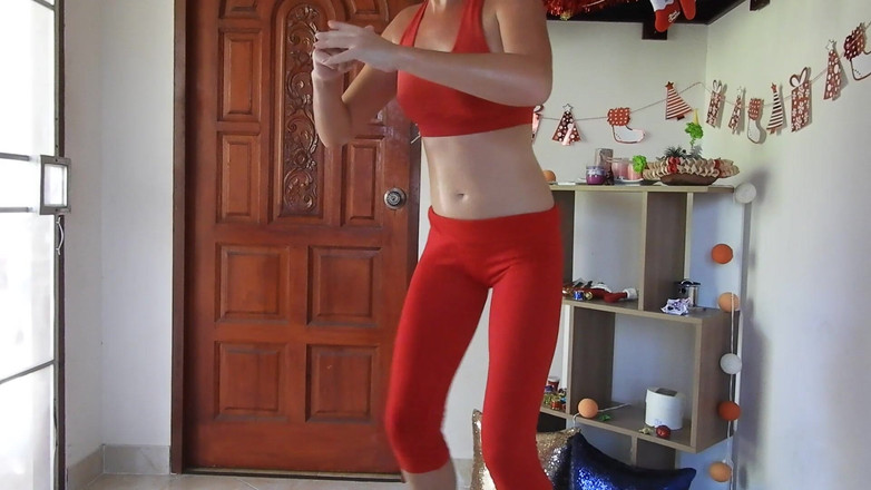 MissAnja_FH: Latihan berkeringat di hari Minggu + hula hoop