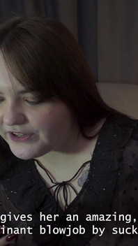 Порноісторія: Стелла хитро посміхається, коли їй є свій хлопець зі страпоном