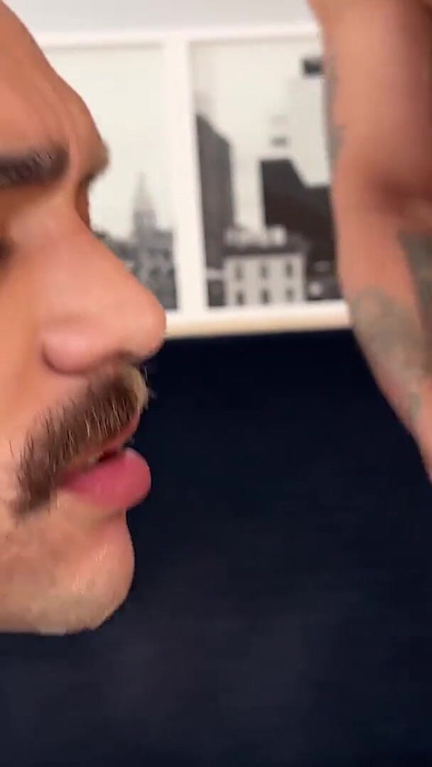 Double Stuffing Derek (Treasure Island Media)