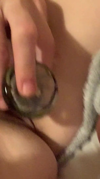 Je m’amuse avec ma en verre