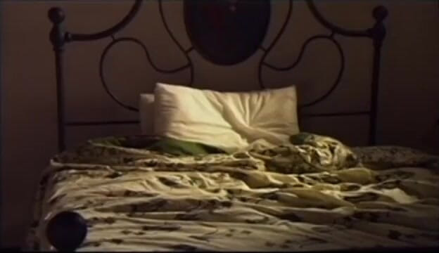 Cumming Soon: La troia bionda si fa scopare tutti i buchi nel...