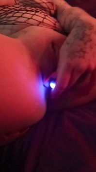 Submissive Slut Does Exactly What Daddy Says