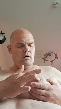 La Salope Et Ses Seins