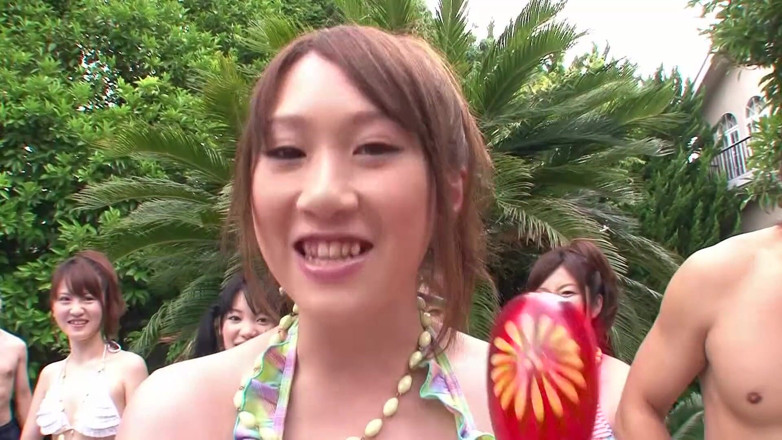 Japan X: Swimming pool outdoor action with hairy Asian babes