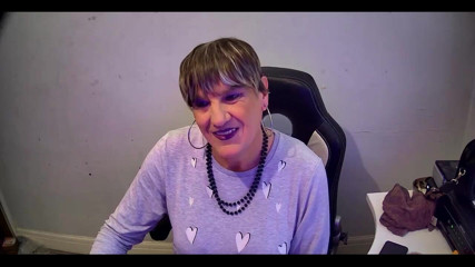 Mature Tina TV: Вдома