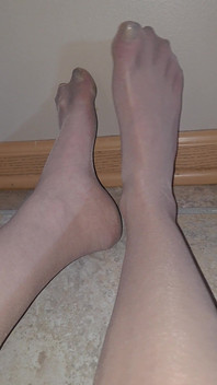 Sheer Nude Nylon Feet to Leak Over