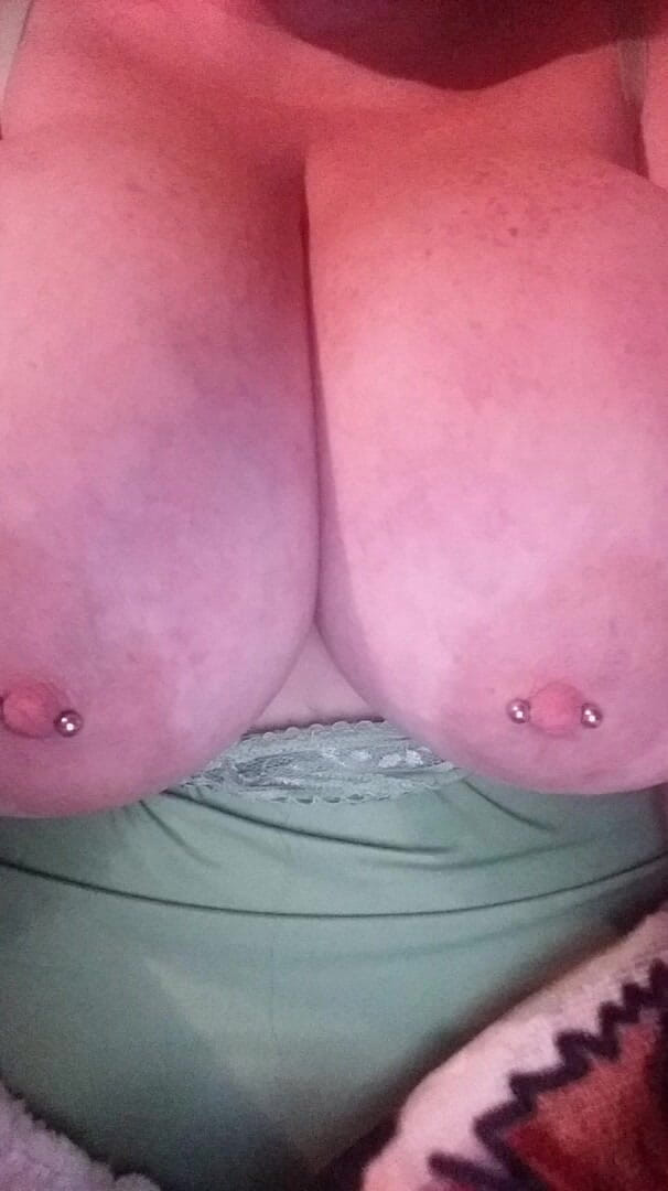 Countrycutie: Titty grać vid