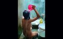 Navrim: Navrim w kąpieliskach prysznic Desi Style