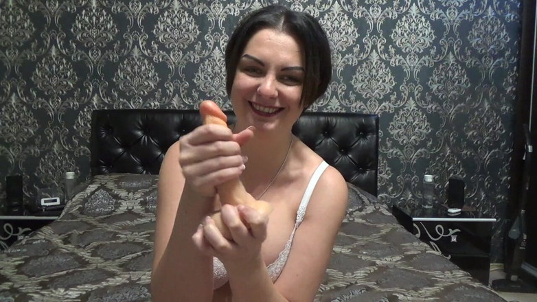 Sexy Milf: Tangan dan jari super kuat saya boleh memecahkan zakar awak...