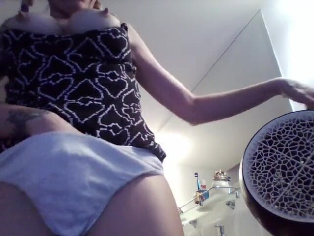 savannahamatoriale: Šprtská nadržená holka