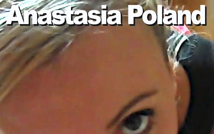 Edge Interactive Publishing: Anastasia पोलैंड और John Strip चेहरे पर वीर्य चूसती है