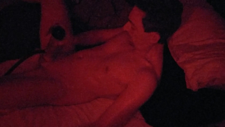 Big Daddy Dommmm: Accarezza e arriva al culmine con la macchina del sesso...