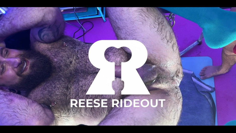 Reese Rideout: Reese ritt mit hungerff zum ersten fisting