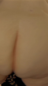 ¡Wtf! Casi me atrapan follando mi gran culo a lo perrito, punto caliente de vistas de mis tetas y vientre rebotando duro