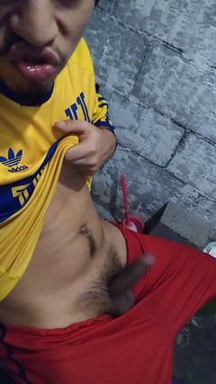 AlexAlejandro13: Du magst, dass ich meine zunge aus stecke, damit du...