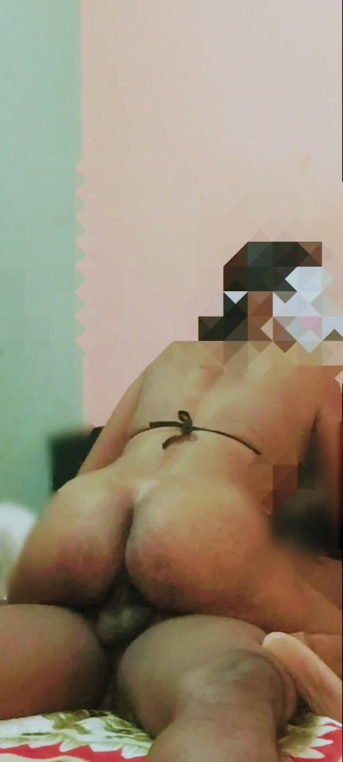 Tamilnaduu: Pantat bahenol adik tiri dientot habis-habisan sama abang tirinya sendiri